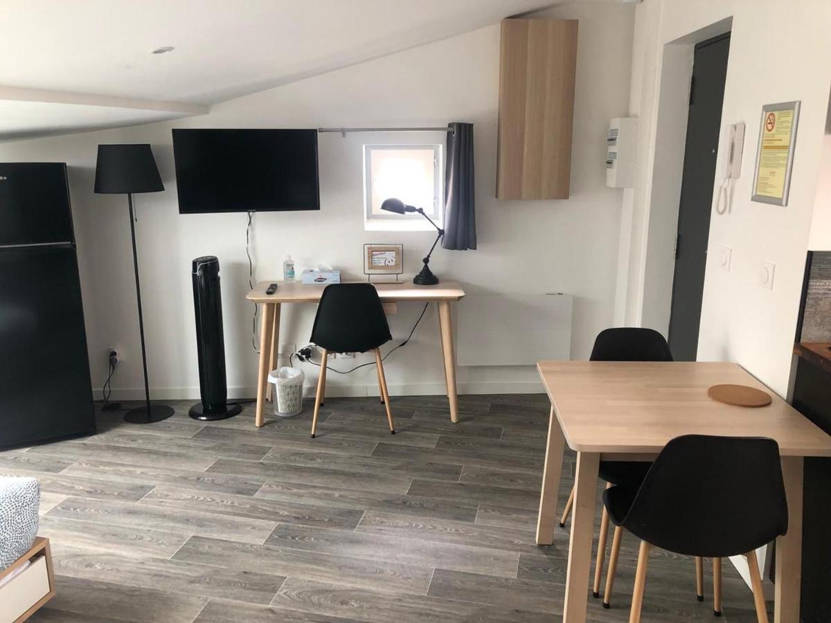 Jolis Appartements Au Coeur De Clermont Ferrand - Proche Jaude - Wifi Et Netflix Exteriör bild